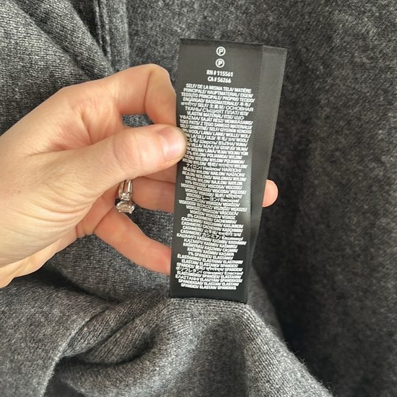 NWT 7 For All Mankind Grey Fringe Poncho Wrap - Picture 6 of 6